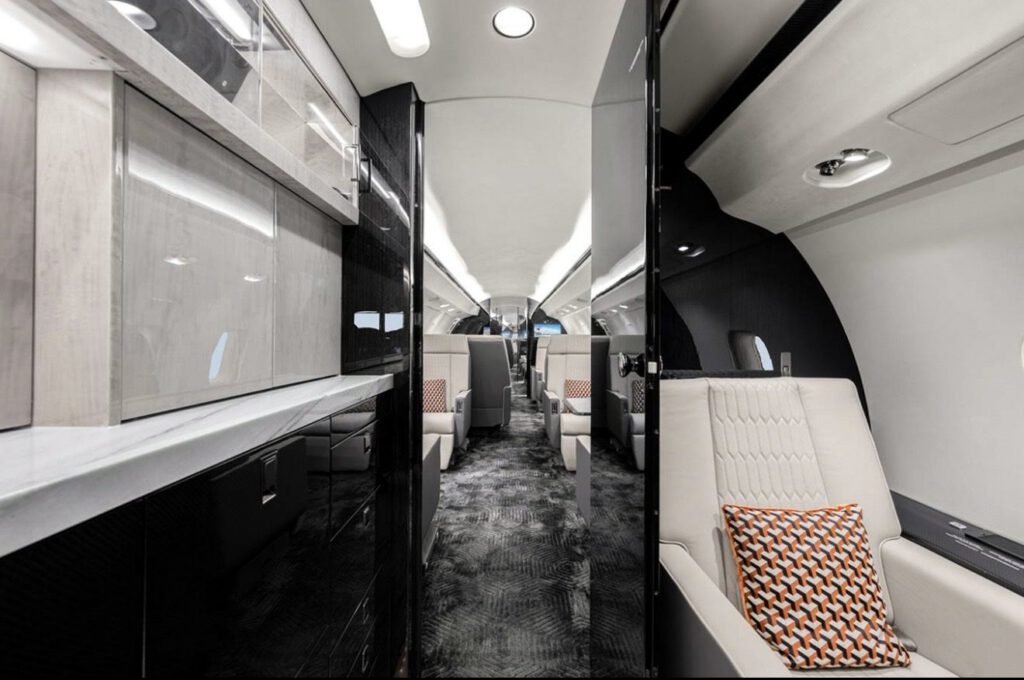 Global Express XRS cabin