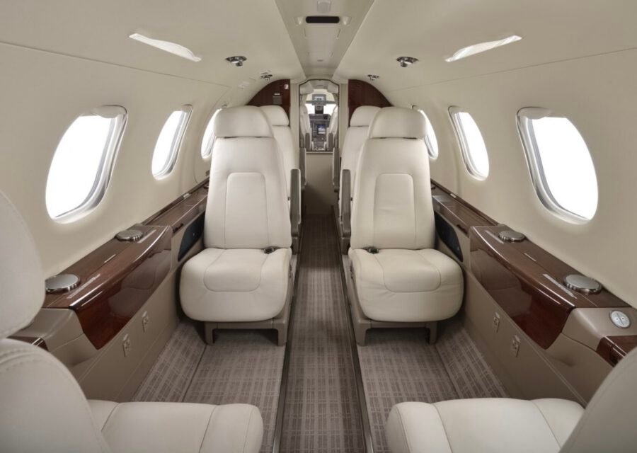 Phenom 300E cabin